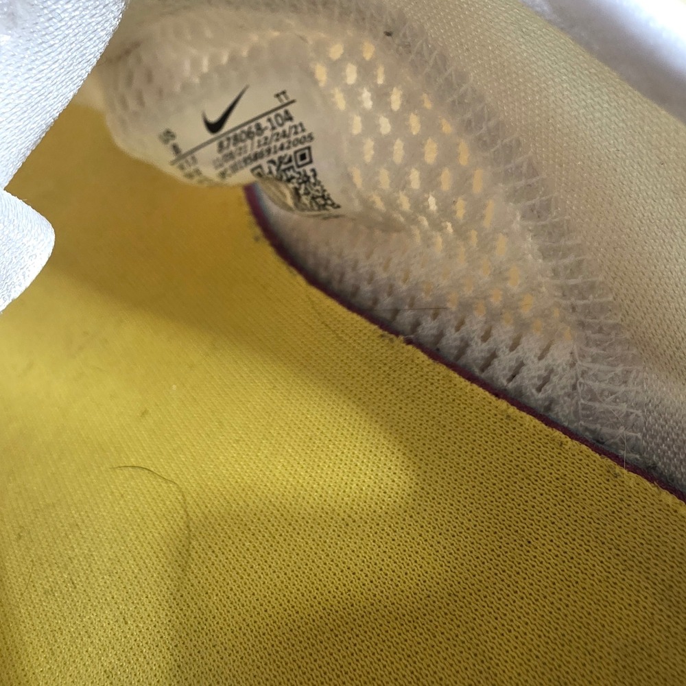 Nike Air Presto Coconut Milk University Gold Womens Sneakers 878068-104 White - Picture 8 of 8